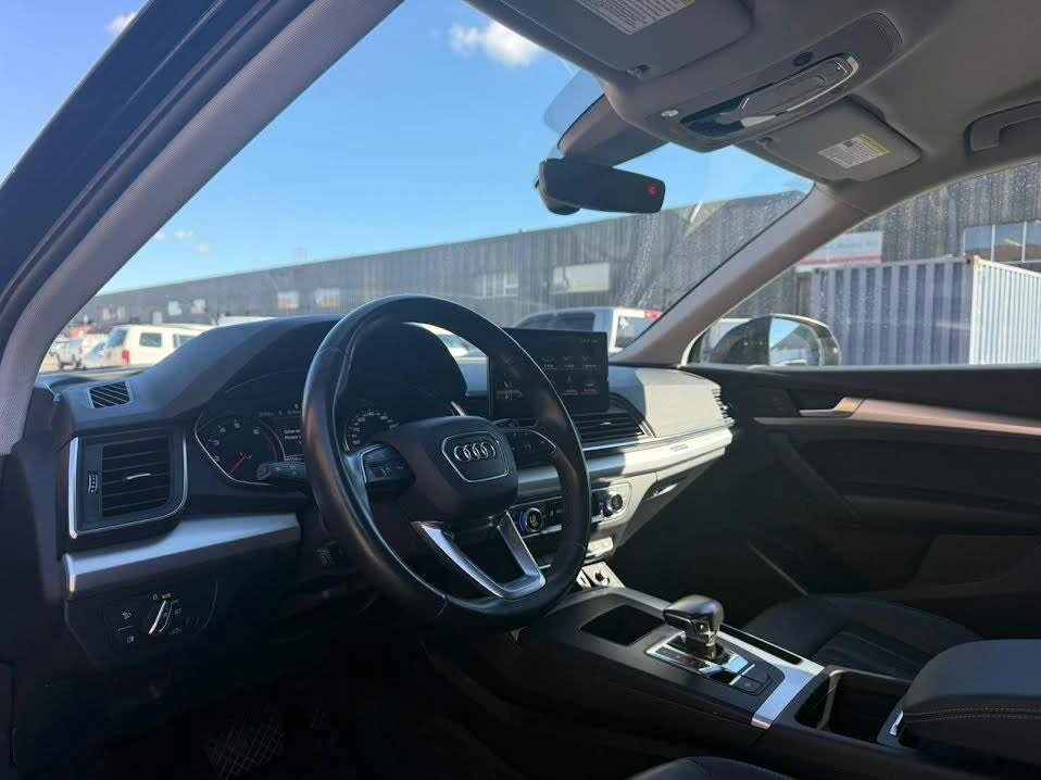 Audi Q5 * АВТО КРЕДИТ* ЦЕНА ДО БГ * Сервизна история *  - изображение 7