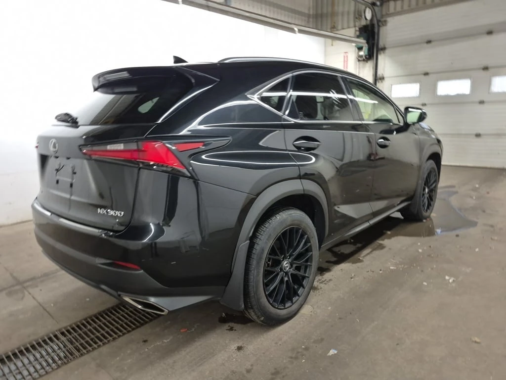 Lexus NX * 300 * CARFAX * БЕЗ ПЪРВОНАЧАЛНА ВНОСКА - изображение 3