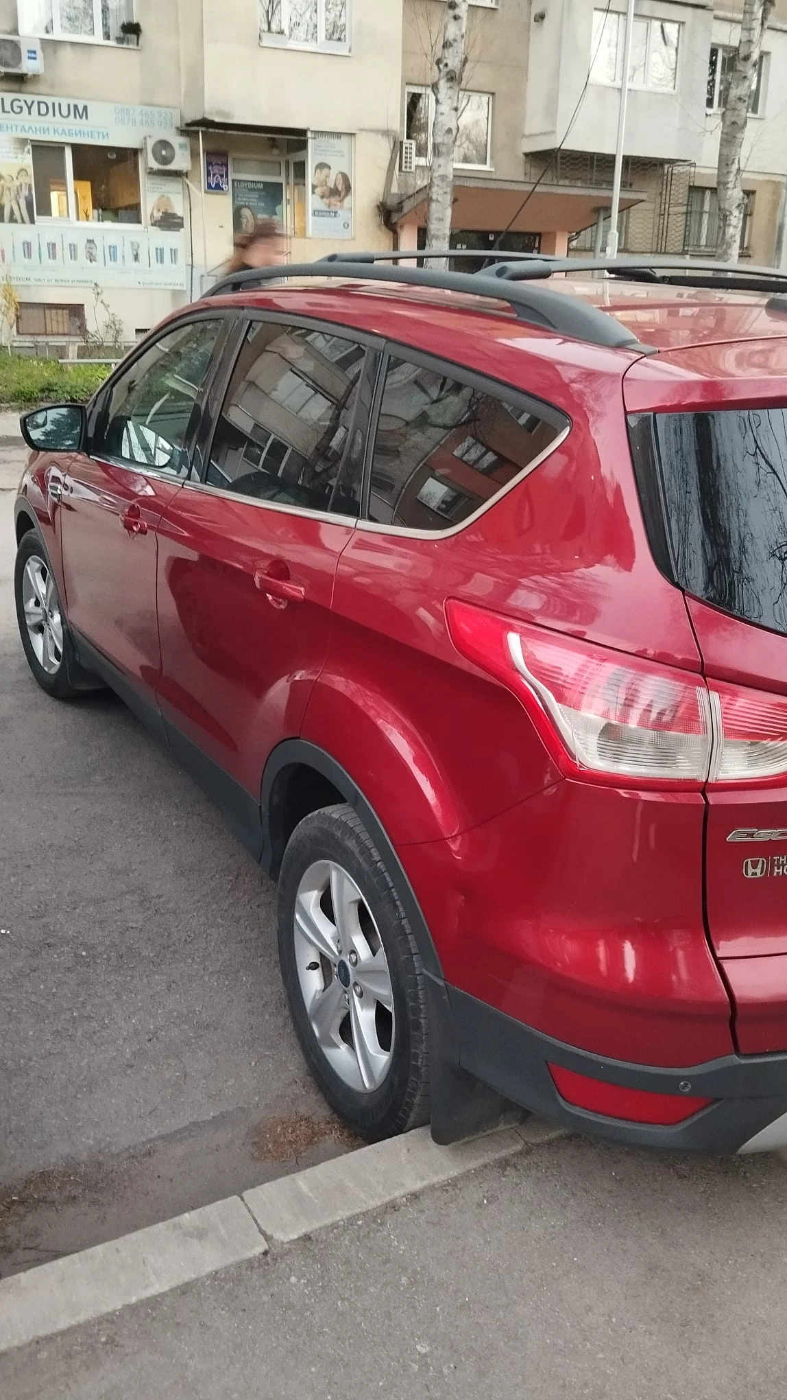Ford Escape SE 4X4, снимка 4 - Автомобили и джипове - 53541477
