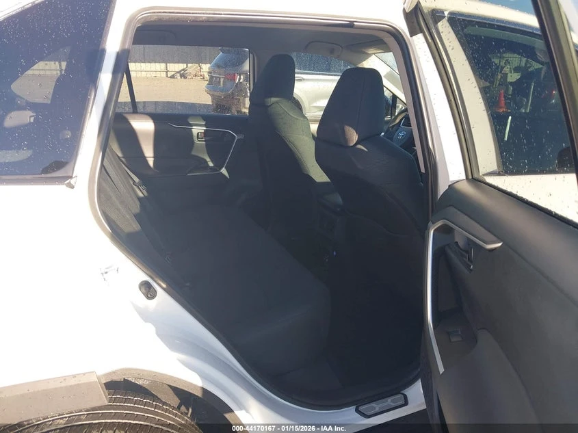 Toyota Rav4 2.5l Le, снимка 8 - Автомобили и джипове - 53943127