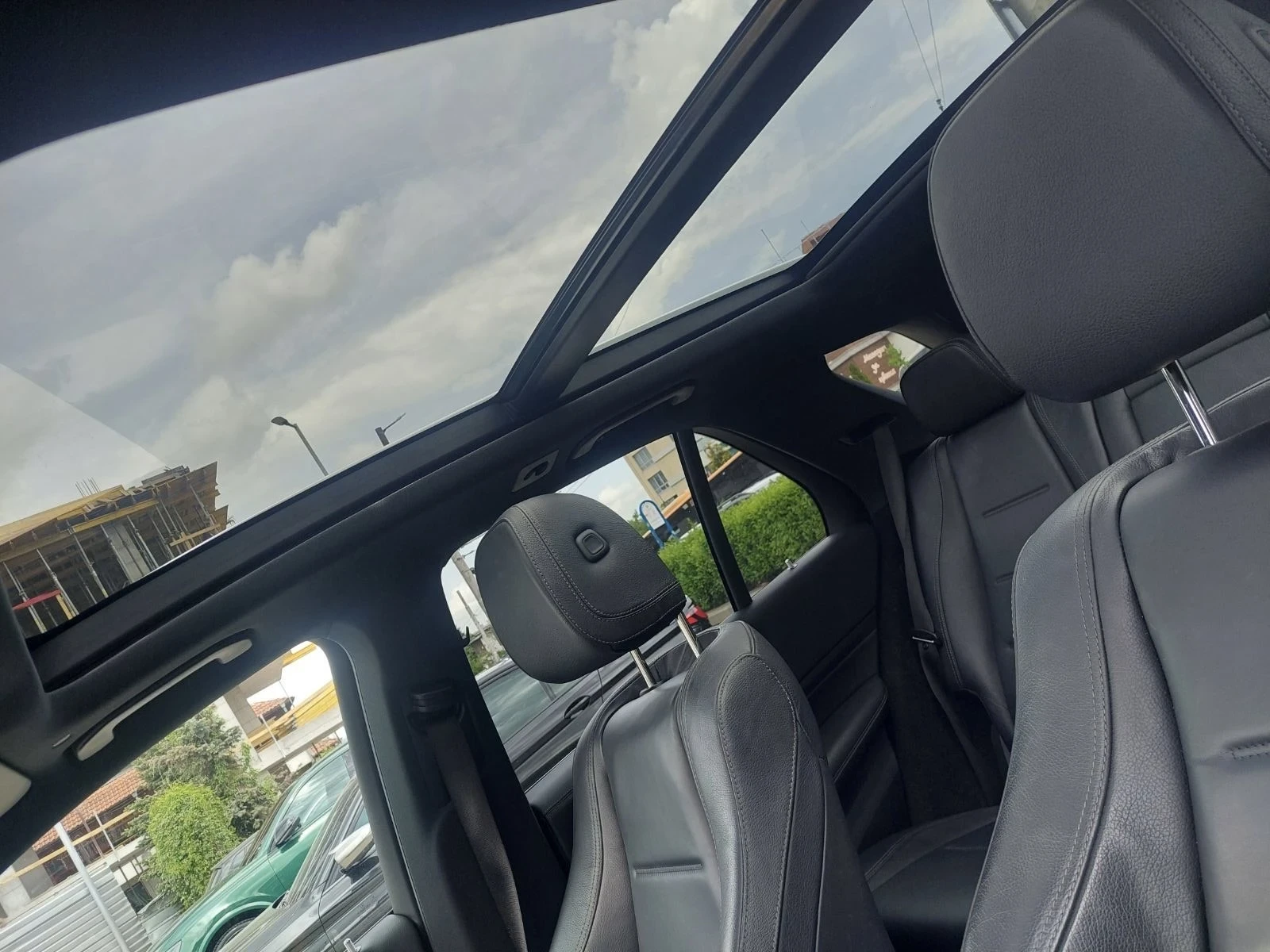 Mercedes-Benz GLE 450 AMG, снимка 11 - Автомобили и джипове - 54526709