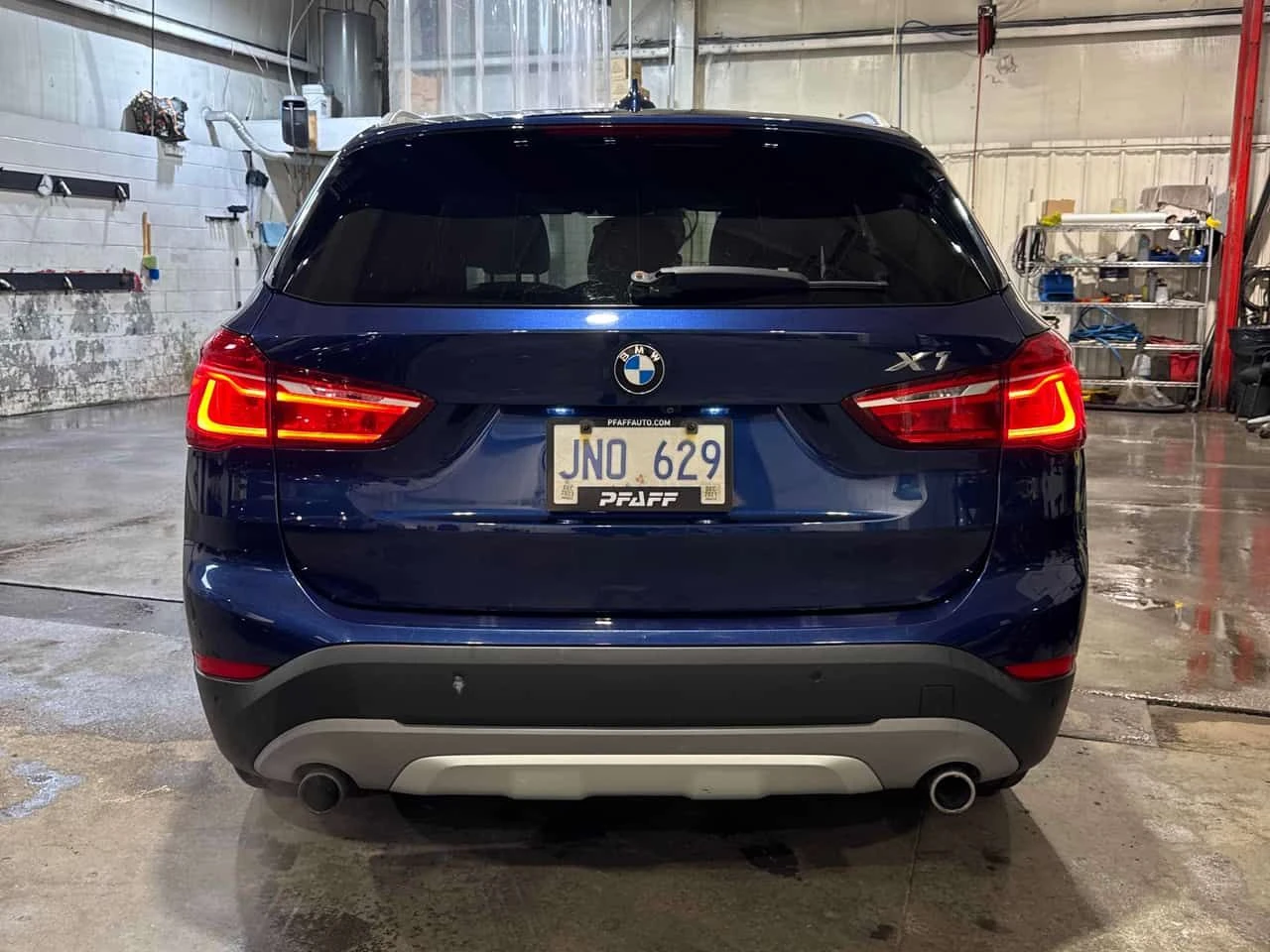 BMW X1 * xDrive28i * ПОДГРЕВИ * КАМЕРА * NAVI, снимка 4 - Автомобили и джипове - 54716514