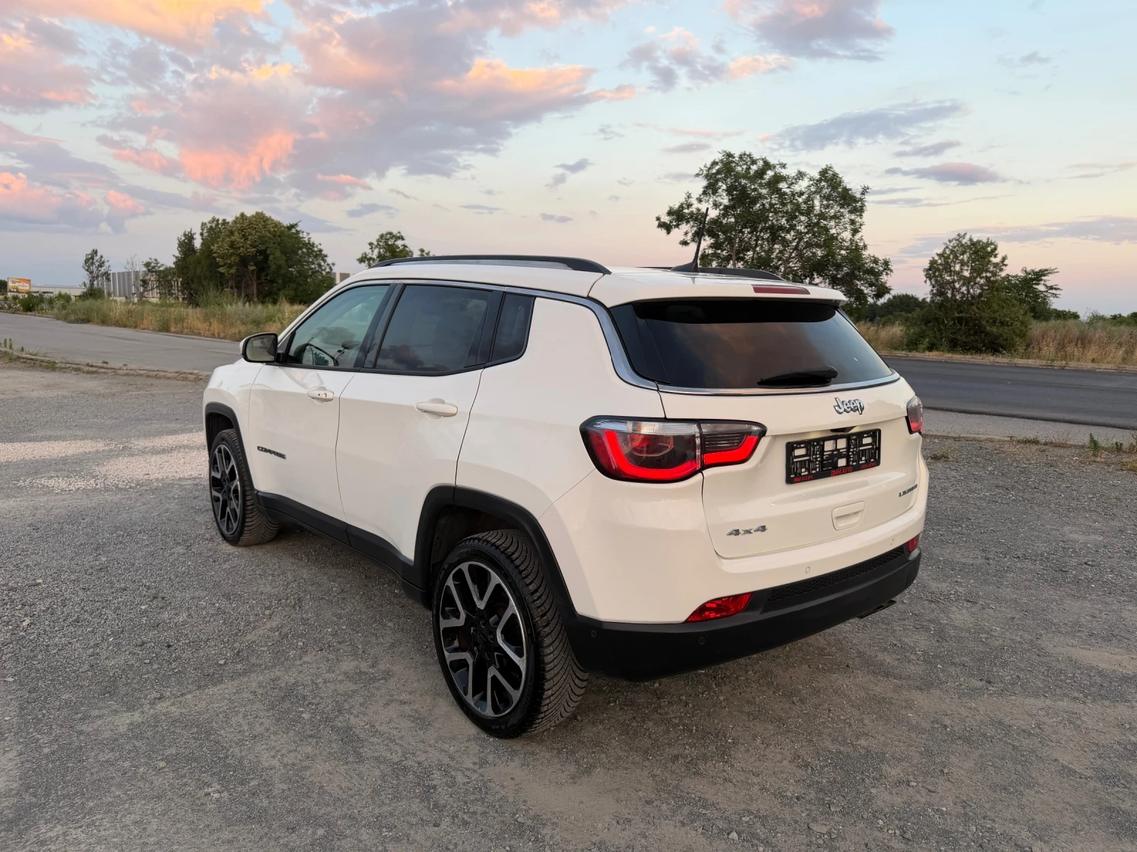 Jeep Compass 2.0 - 170 / LIMITED / 4X4 / АВТОМАТИК / ЕВРО6 , снимка 7 - Автомобили и джипове - 55053234