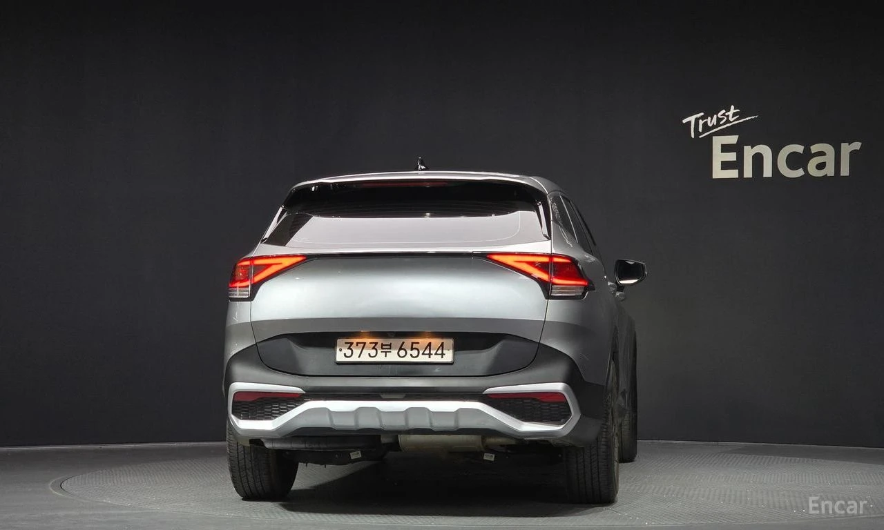 Kia Sportage 2.0 Trendy 4х4* ПОДГРЕВ* КАМЕРА* LANE ASSIST* , снимка 4 - Автомобили и джипове - 55466372