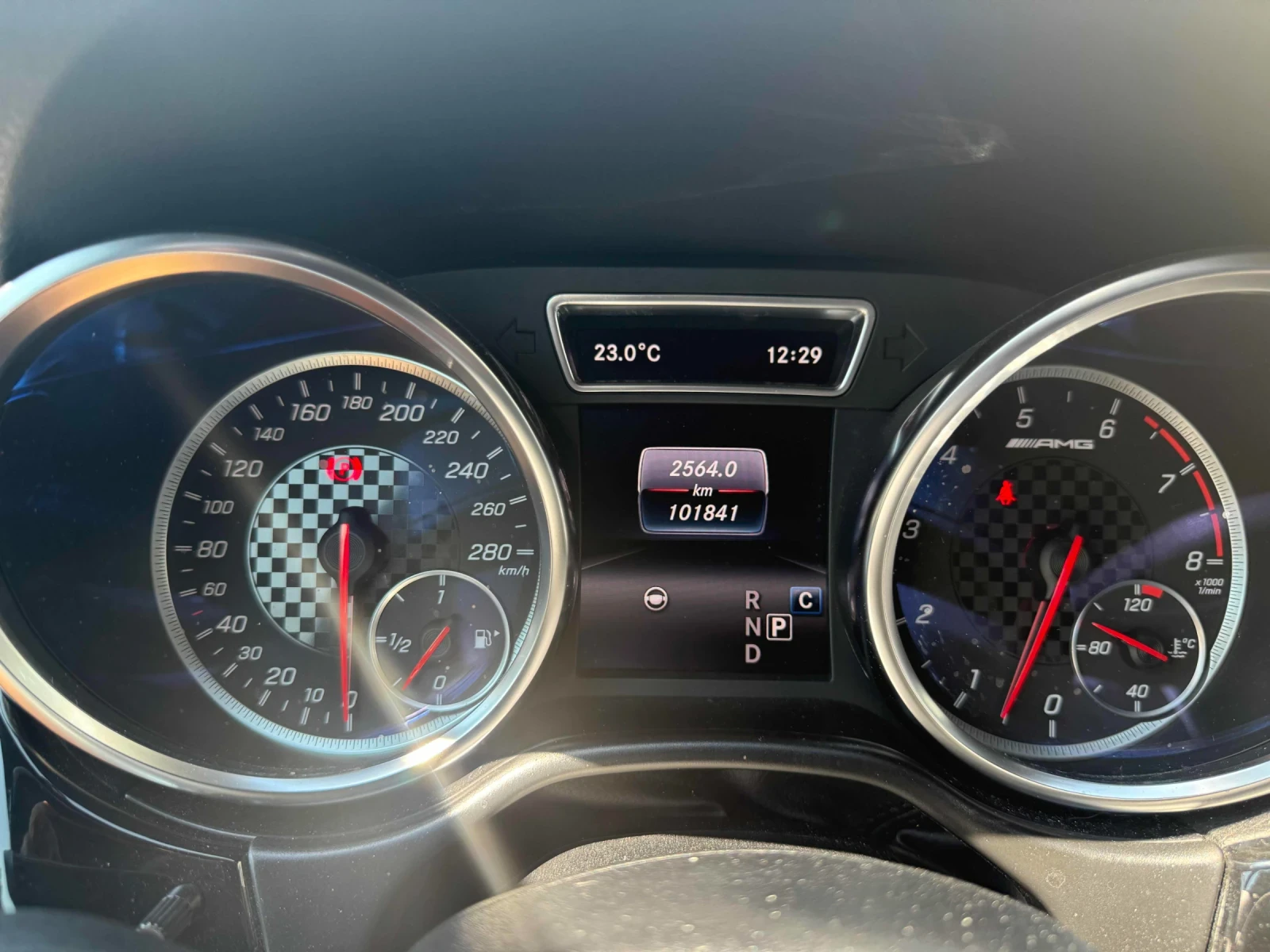 Mercedes-Benz GLE 43 AMG 4MATIC* HARMAN KARDON* CARFAX , снимка 7 - Автомобили и джипове - 55505915