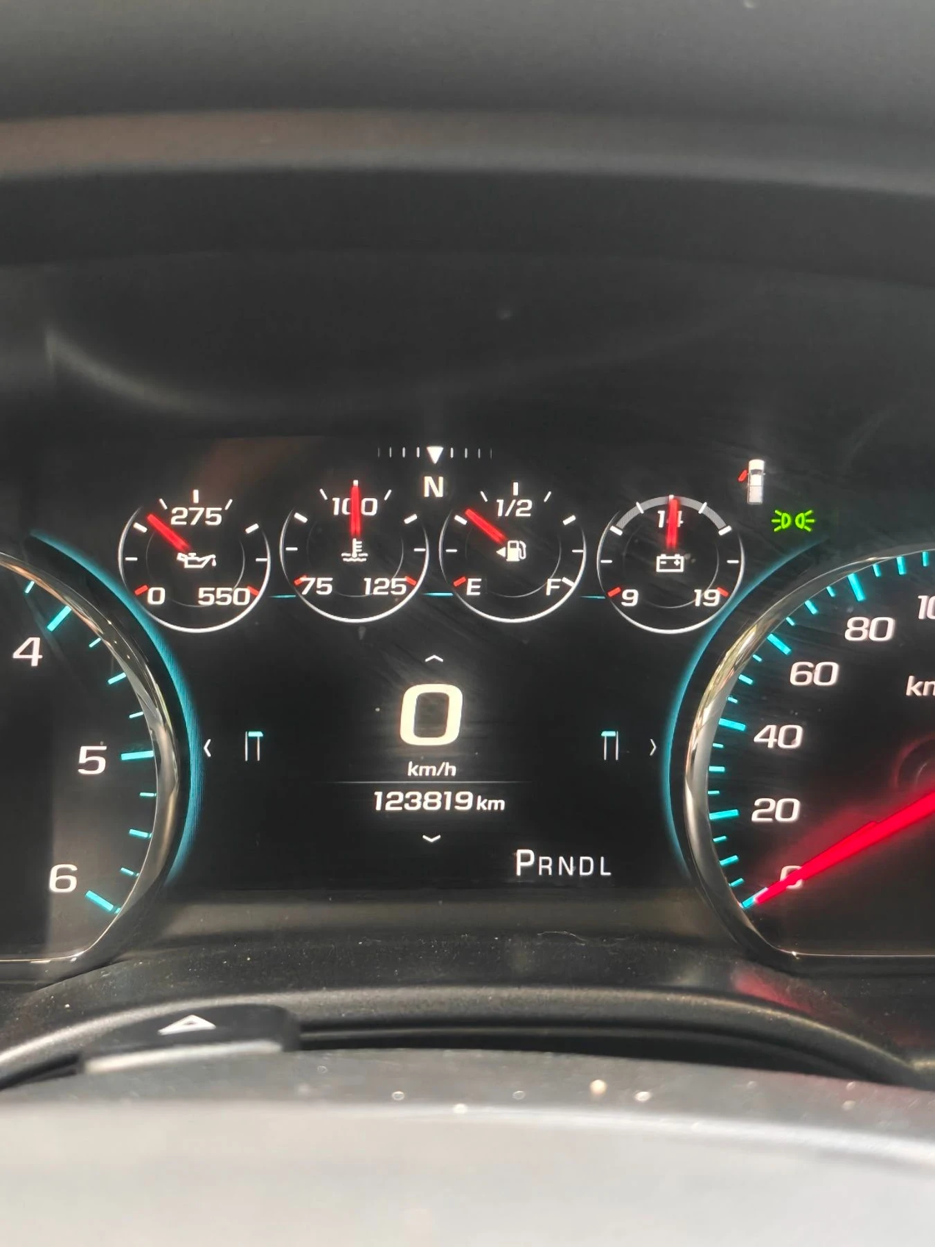 Chevrolet Gmc Sierra Denali, снимка 4 - Автомобили и джипове - 55677672