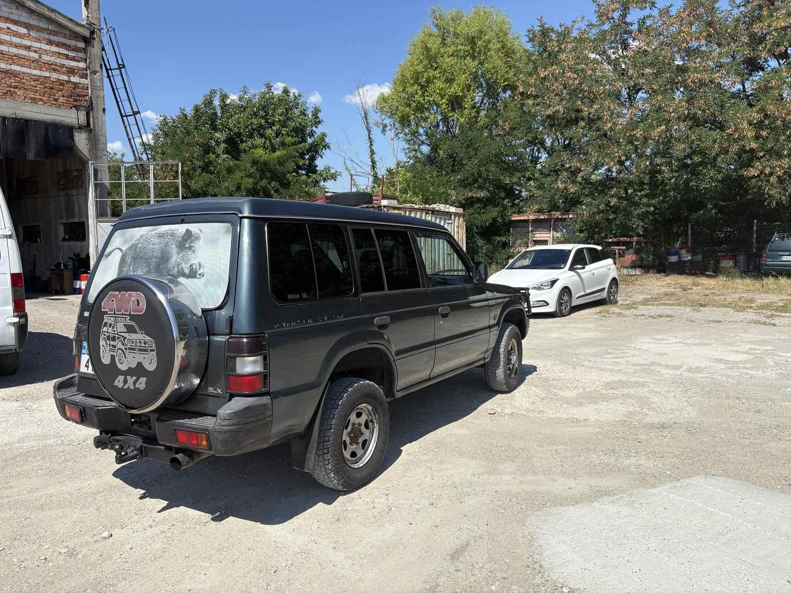 Mitsubishi Pajero, снимка 5 - Автомобили и джипове - 55678668