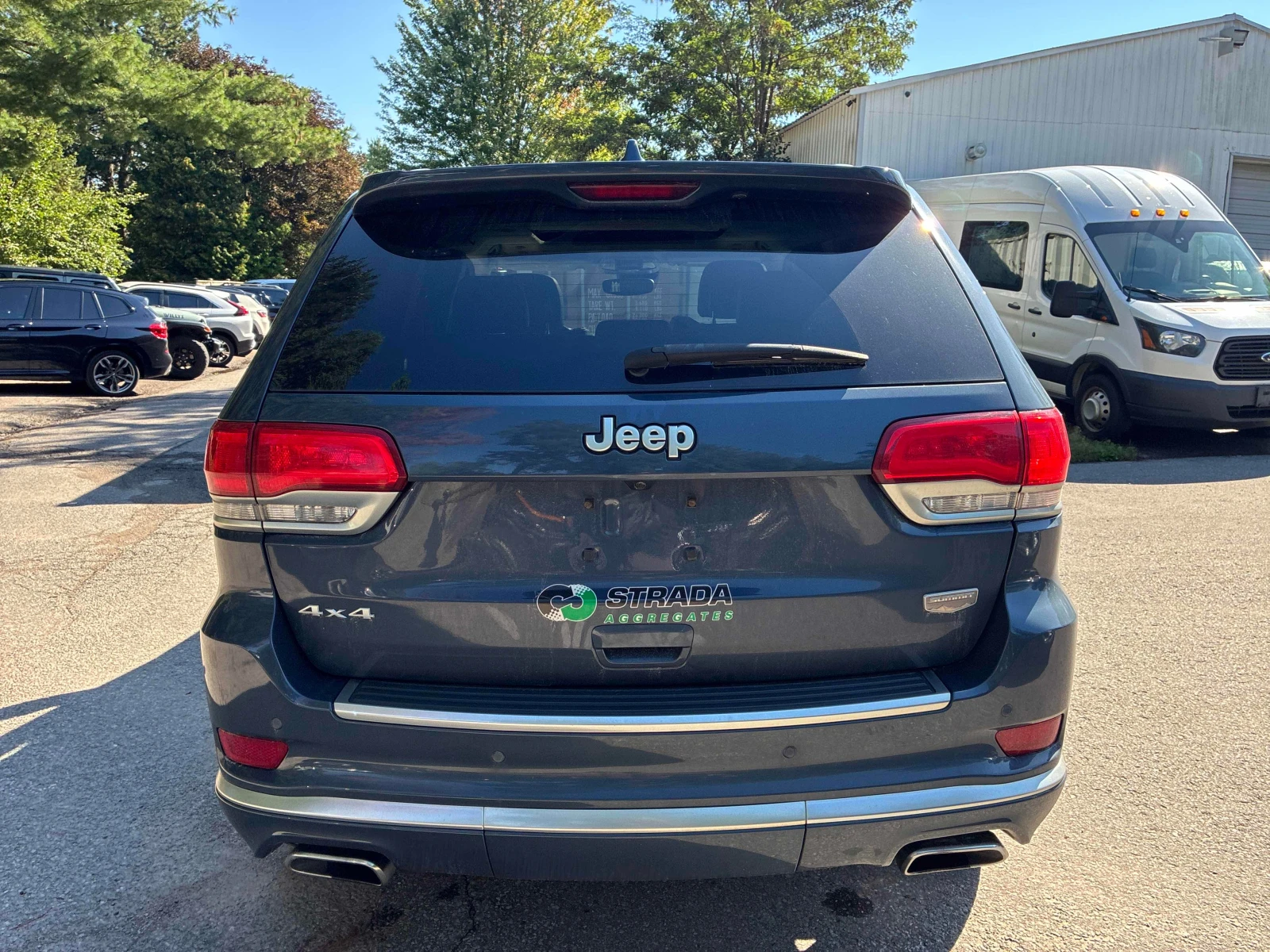 Jeep Grand cherokee * Summit * CARFAX* АВТОКРЕДИТ* , снимка 17 - Автомобили и джипове - 55950861