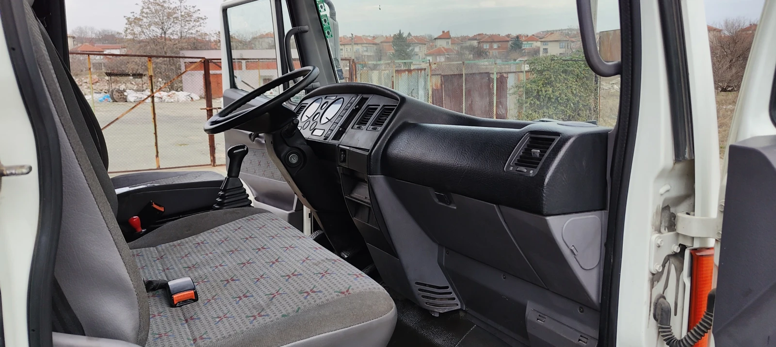 Nissan Atleon 3.0, снимка 6 - Камиони - 54891200