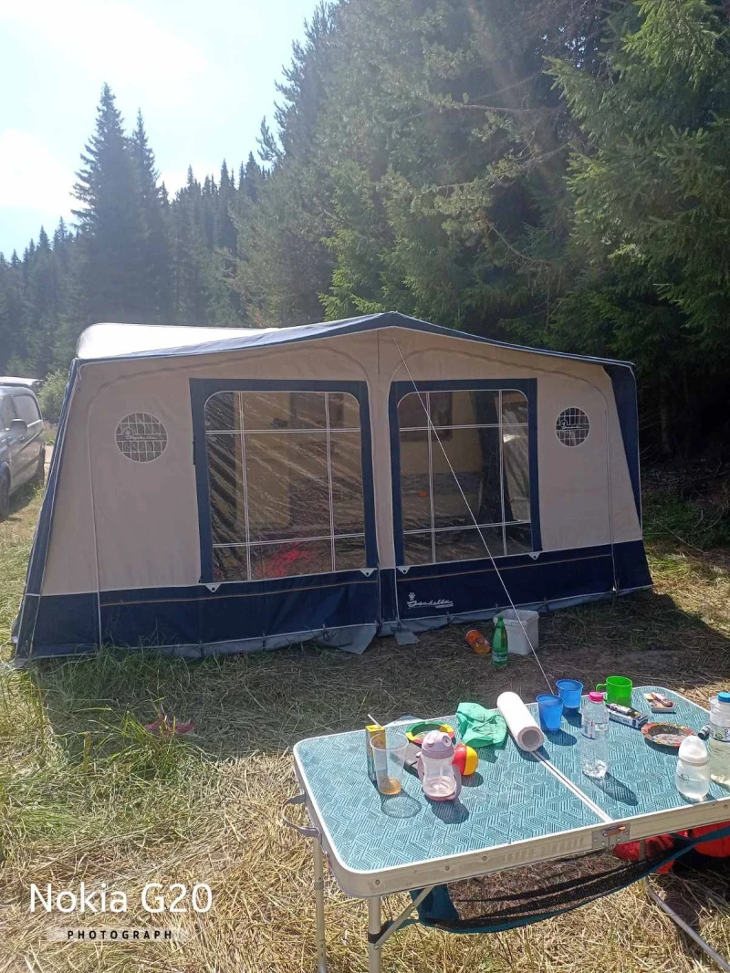 Каравана Burstner CLUB 4306, снимка 9 - Каравани и кемпери - 52531466