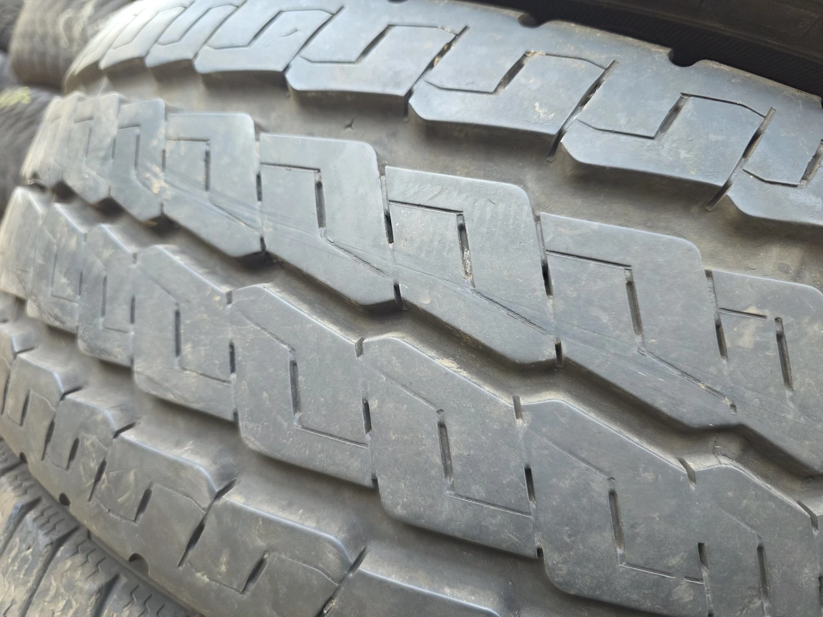 Гуми Летни 225/75R16, снимка 4 - Гуми и джанти - 56731024