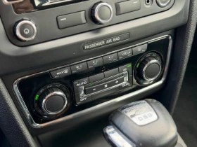 Skoda Superb 2.0TDI = DSG = CLIMATRONIC = PDC = СЕРВИЗНА ИСТОРИ, снимка 14
