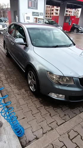 Skoda Superb 1.9 TDI, снимка 2