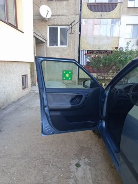 Skoda Fabia 1.2i - 1690 € / 3305.35 лв. - 32315933 7