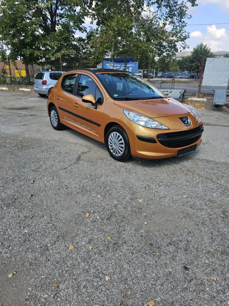 Peugeot 207 1.4 Газ/Бензин , снимка 1 - Автомобили и джипове - 46992862