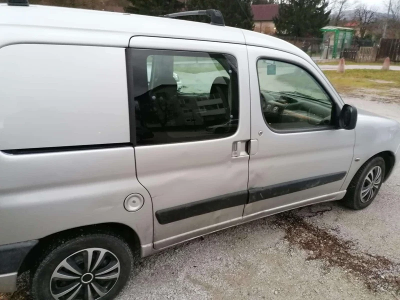 Citroen Berlingo, снимка 6 - Автомобили и джипове - 48786711