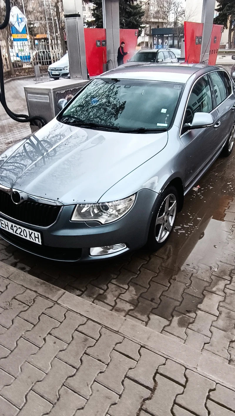 Skoda Superb 1.9 TDI, снимка 1 - Автомобили и джипове - 48899778