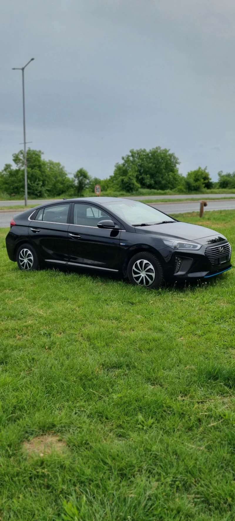 Hyundai Ioniq 1.6i Hybrid , снимка 3 - Автомобили и джипове - 53043770