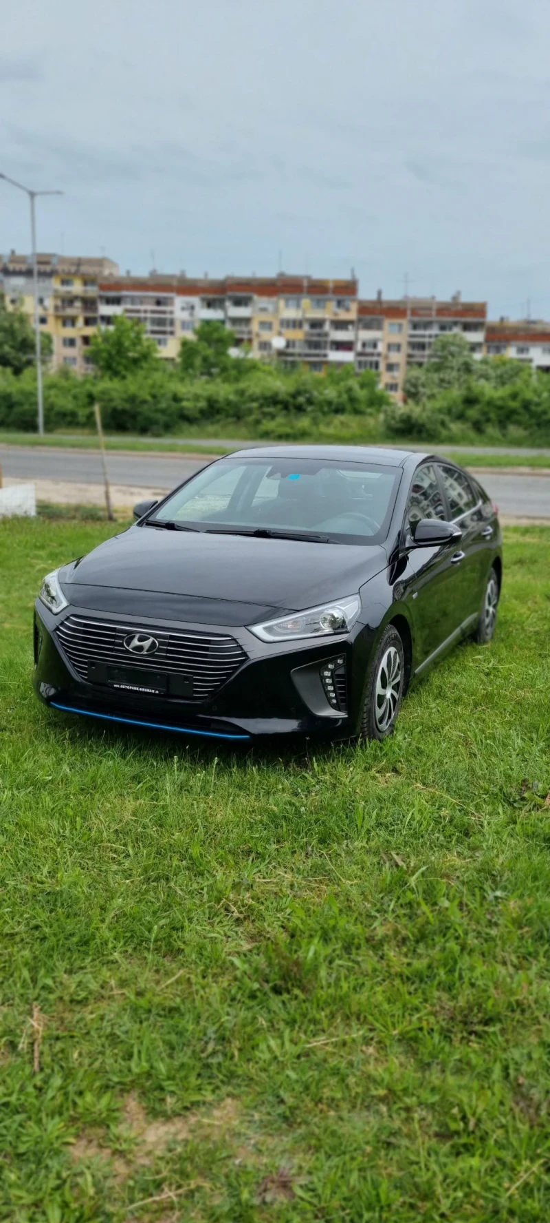 Hyundai Ioniq 1.6i Hybrid 