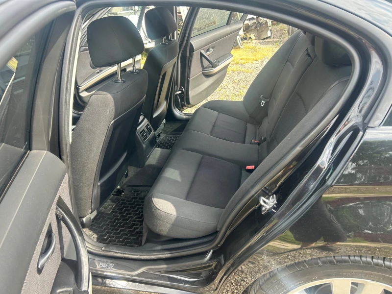 BMW 320 D-Facelift, снимка 7 - Автомобили и джипове - 50612593