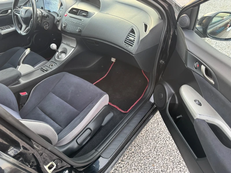 Honda Civic 2.2d / 140ps / Германия, снимка 14 - Автомобили и джипове - 52839454