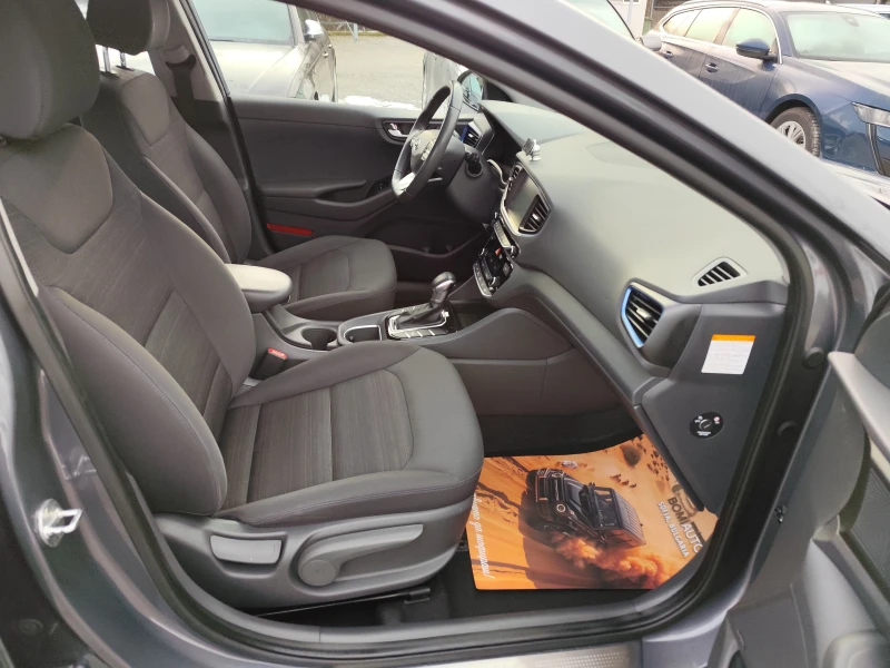 Hyundai Ioniq 1.6HYBRID* LED/XENON* NAVI* CAMERA* EURO6B* , снимка 11 - Автомобили и джипове - 53349594