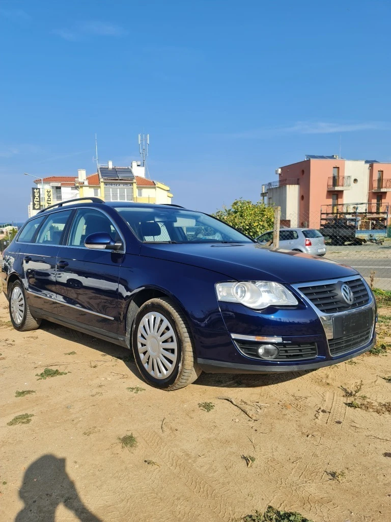 VW Passat 2.0TDI, снимка 3 - Автомобили и джипове - 47800109