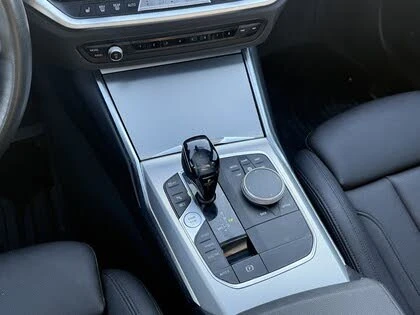 BMW 330 e * xdrive* * HeadUp* AвтоКредит* (ЦЕНА ДО БГ), снимка 14 - Автомобили и джипове - 53846787