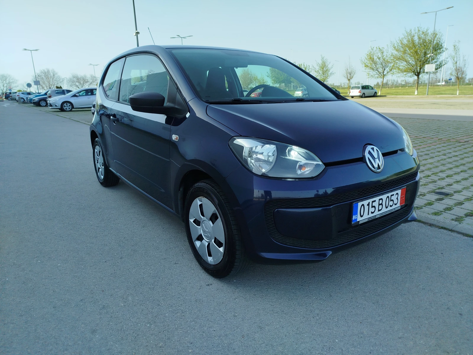 VW Up 1.0-LED-KLIMA - изображение 8