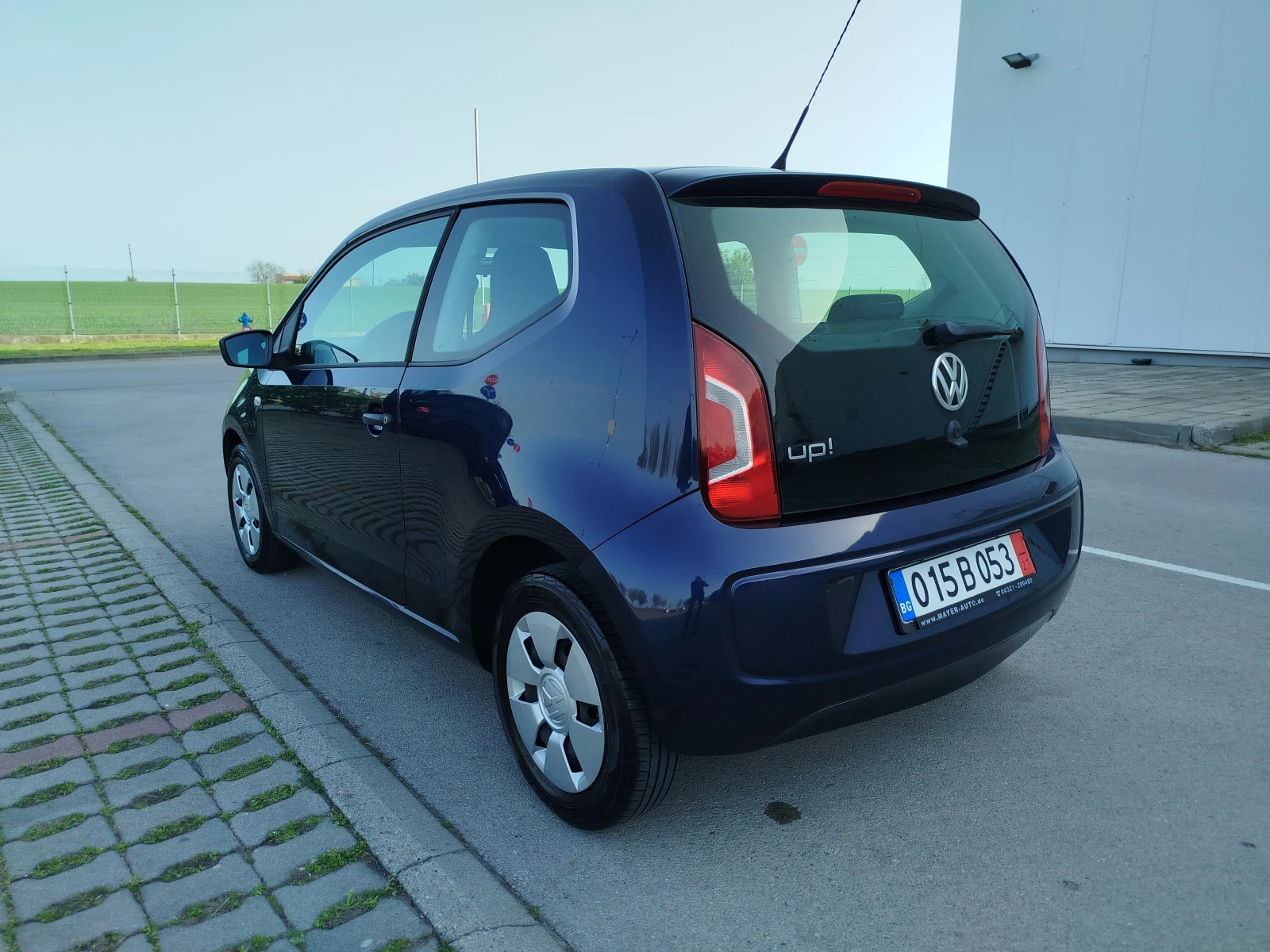 VW Up 1.0-LED-KLIMA - изображение 4
