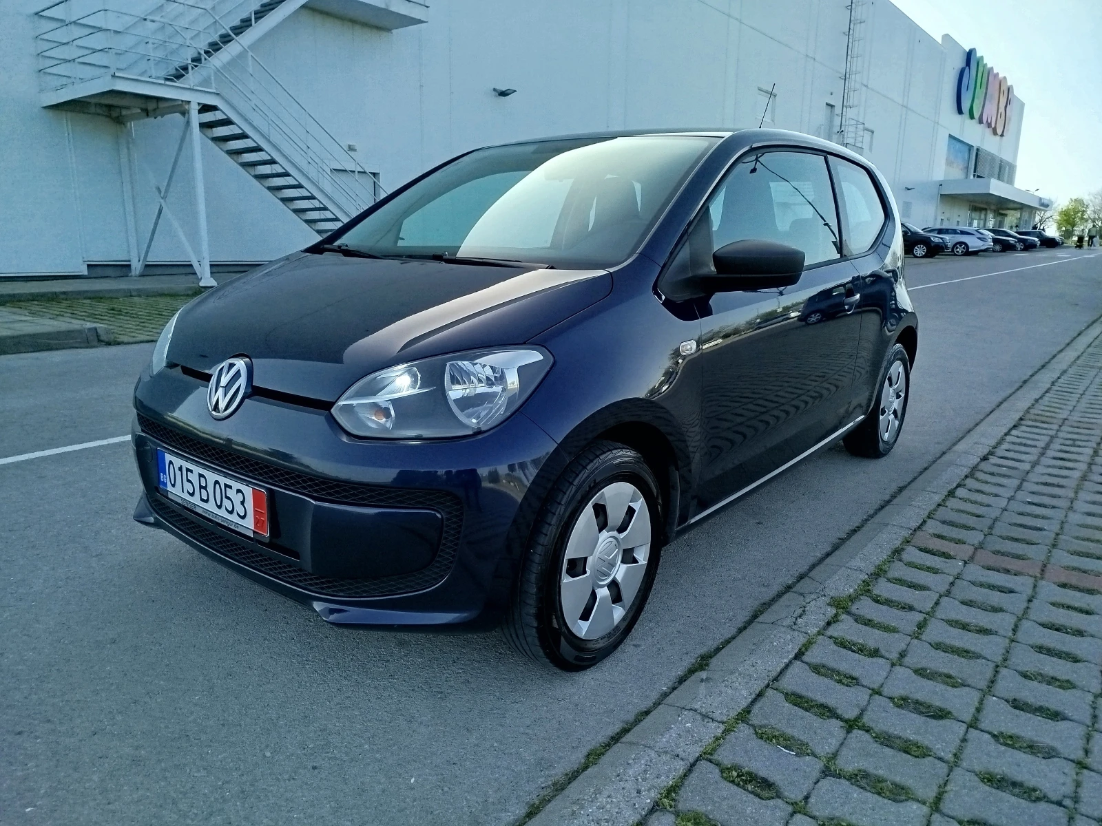 VW Up 1.0-LED-KLIMA - изображение 2
