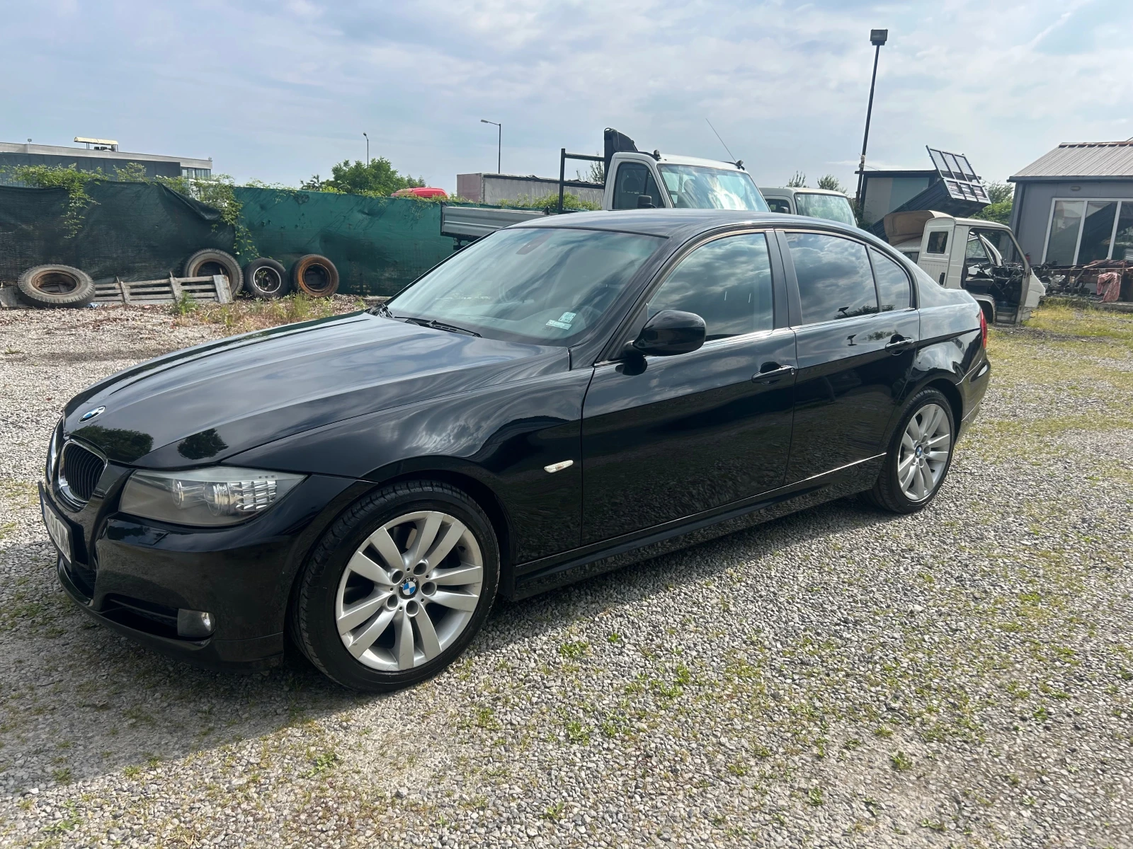 BMW 320 D-Facelift - изображение 2