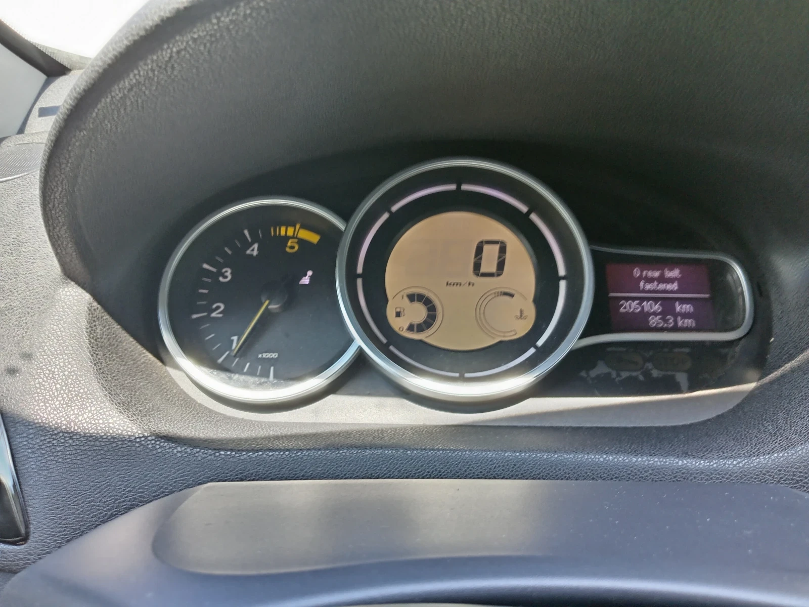 Renault Megane 1.5dci - изображение 8