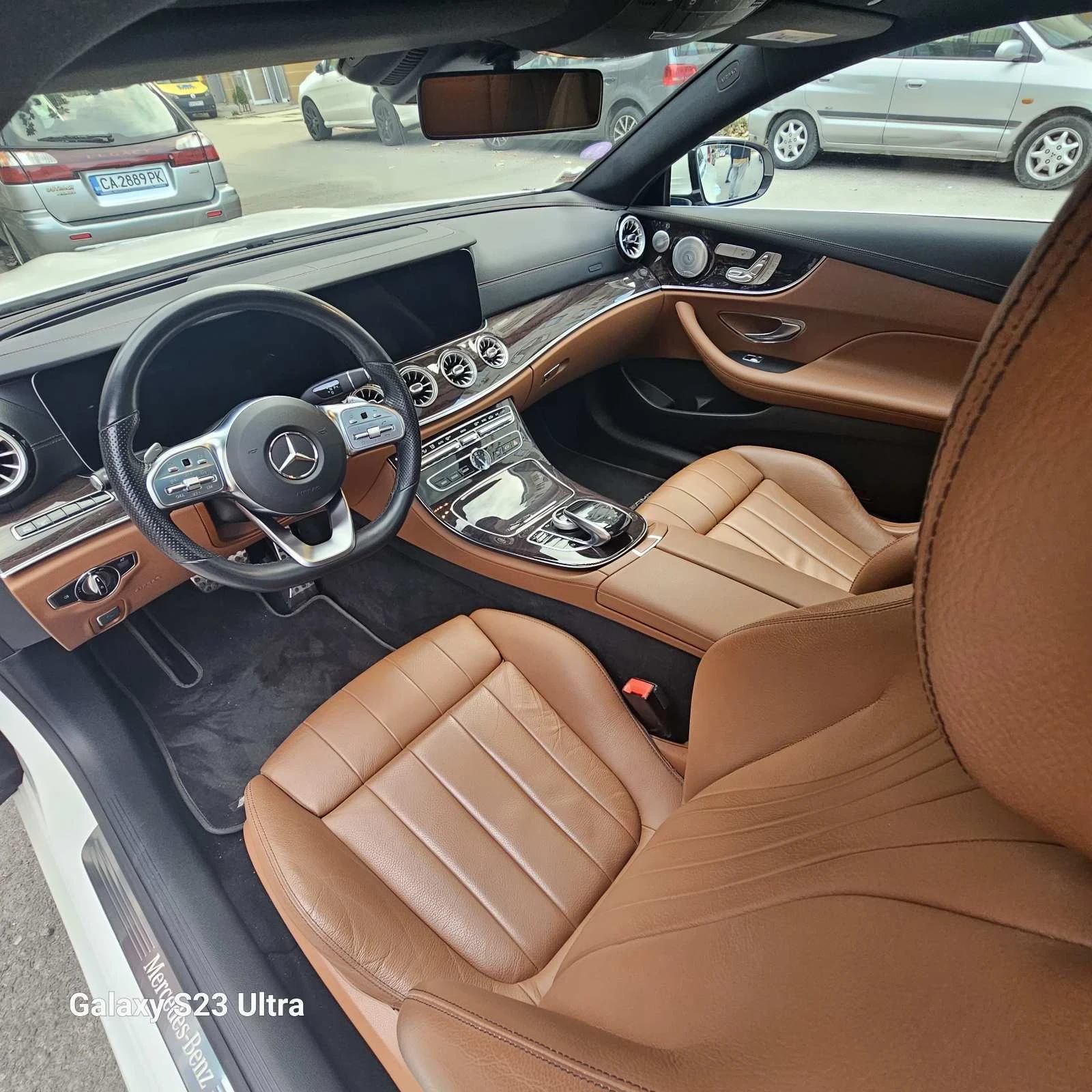 Mercedes-Benz E 300  - изображение 10