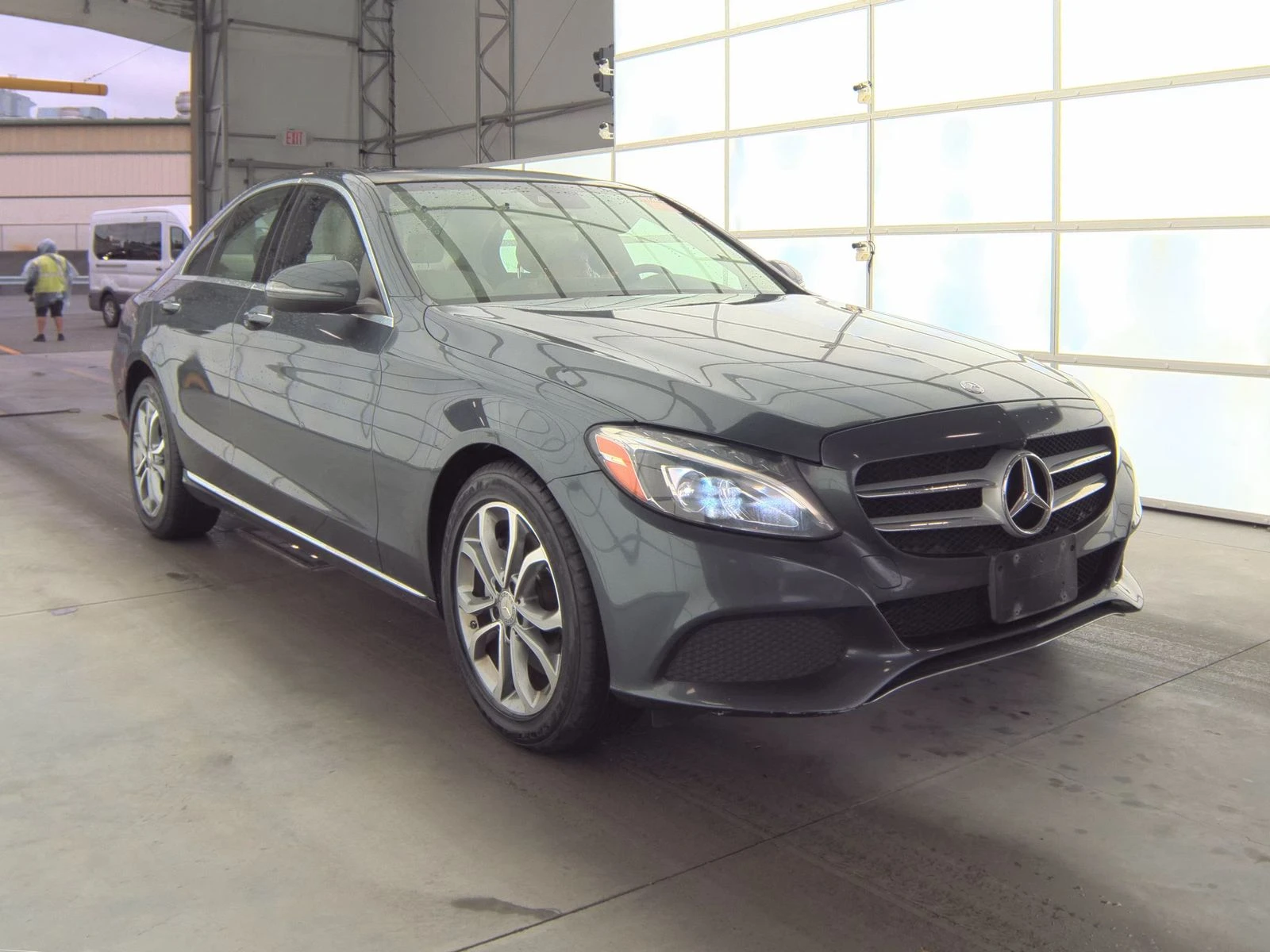 Mercedes-Benz C 300 4MATIC* BURMESTER*  - изображение 4