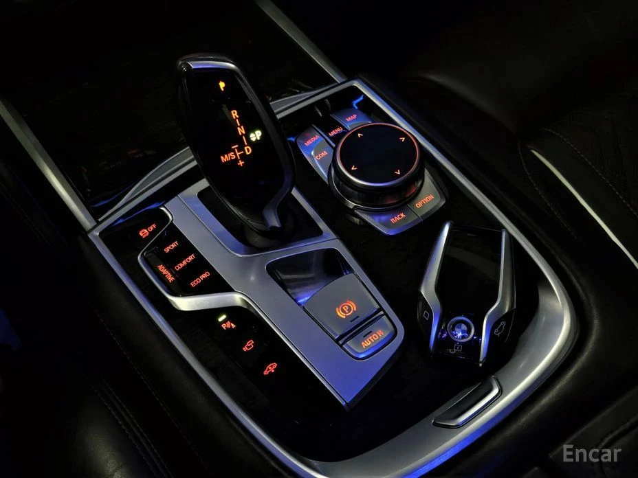 BMW 740  - изображение 9