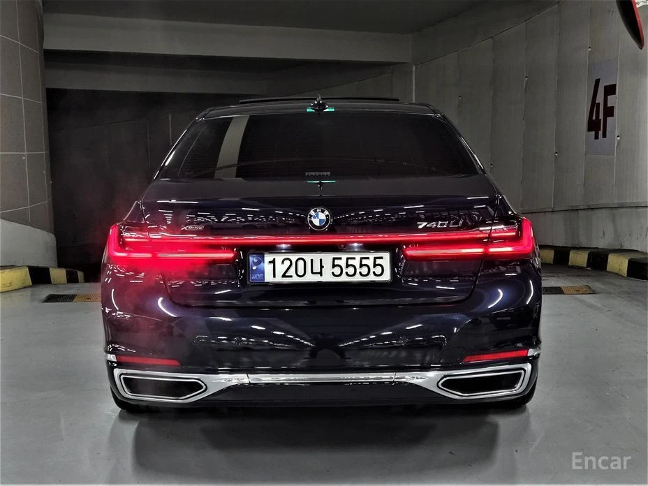 BMW 740  - изображение 4
