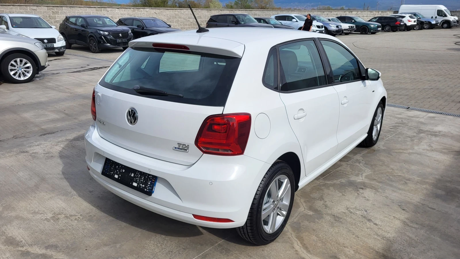 VW Polo 1.4 TDI LOUNGE* TECH* EURO 6* NAVI | Mobile.bg � ����������� 4