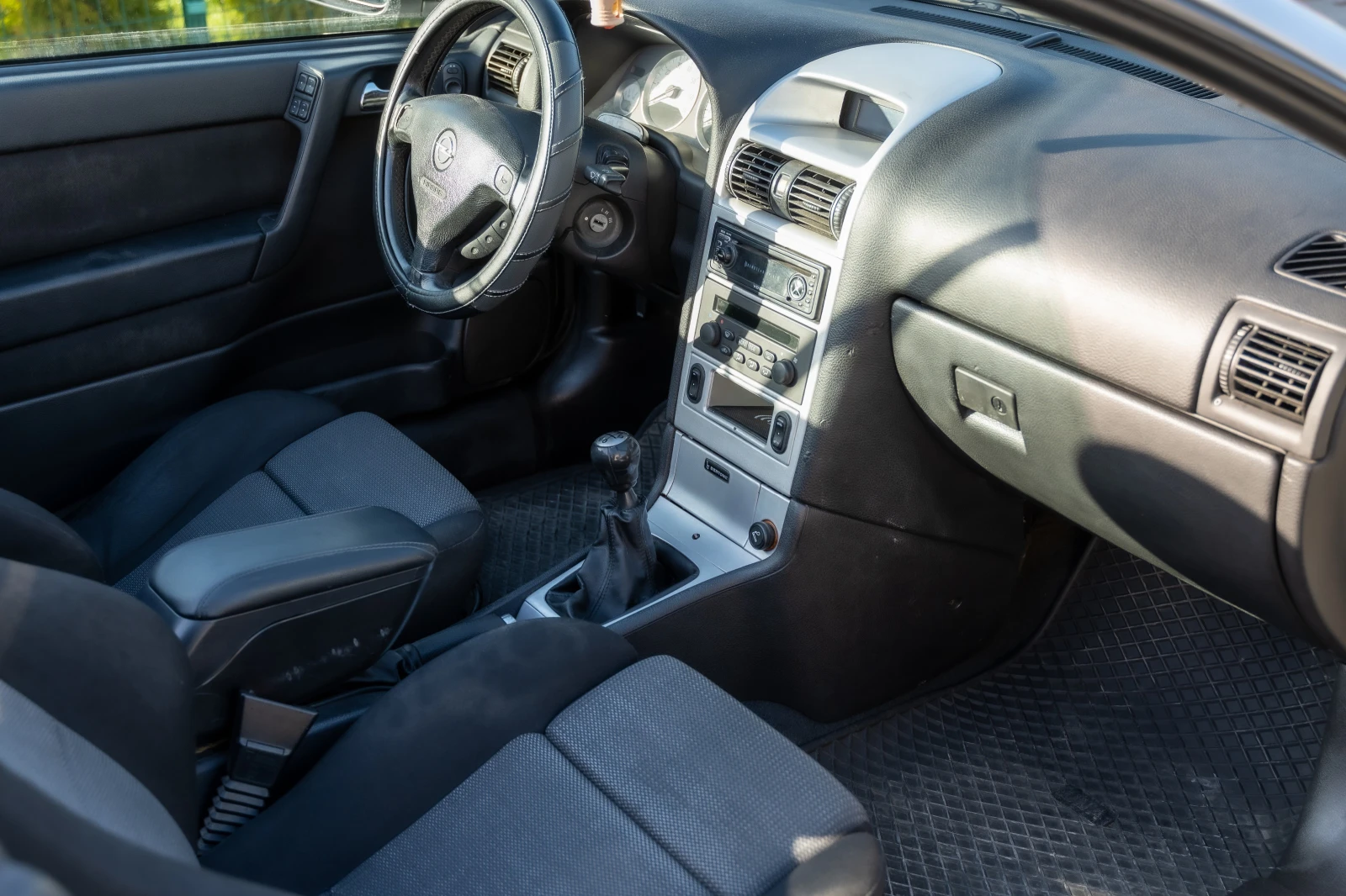 Opel Astra Bertone, снимка 6 - Автомобили и джипове - 53893045