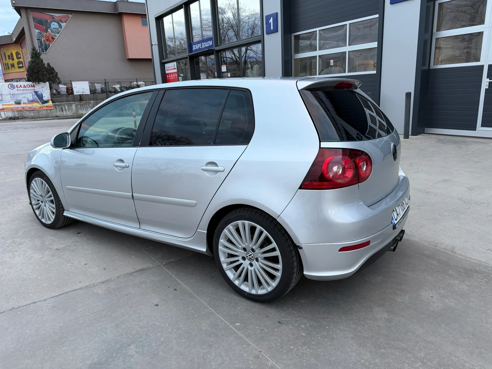 VW Golf, снимка 2 - Автомобили и джипове - 53989121