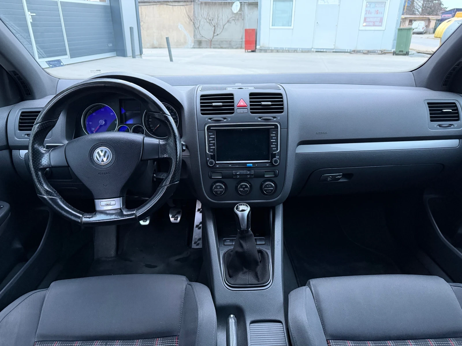 VW Golf, снимка 9 - Автомобили и джипове - 53989121