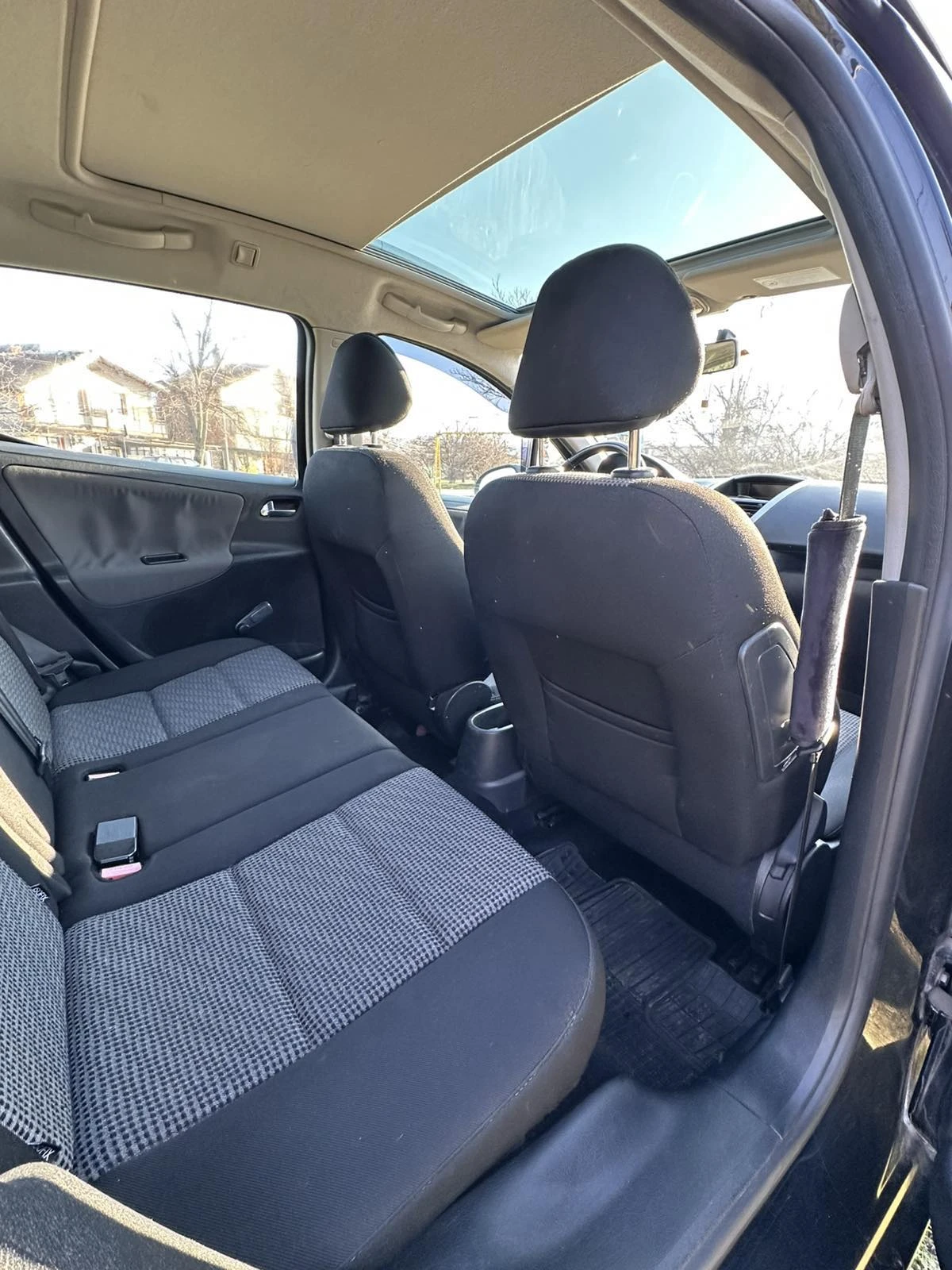 Peugeot 207 SW 1.4 VTI, снимка 8 - Автомобили и джипове - 54064146