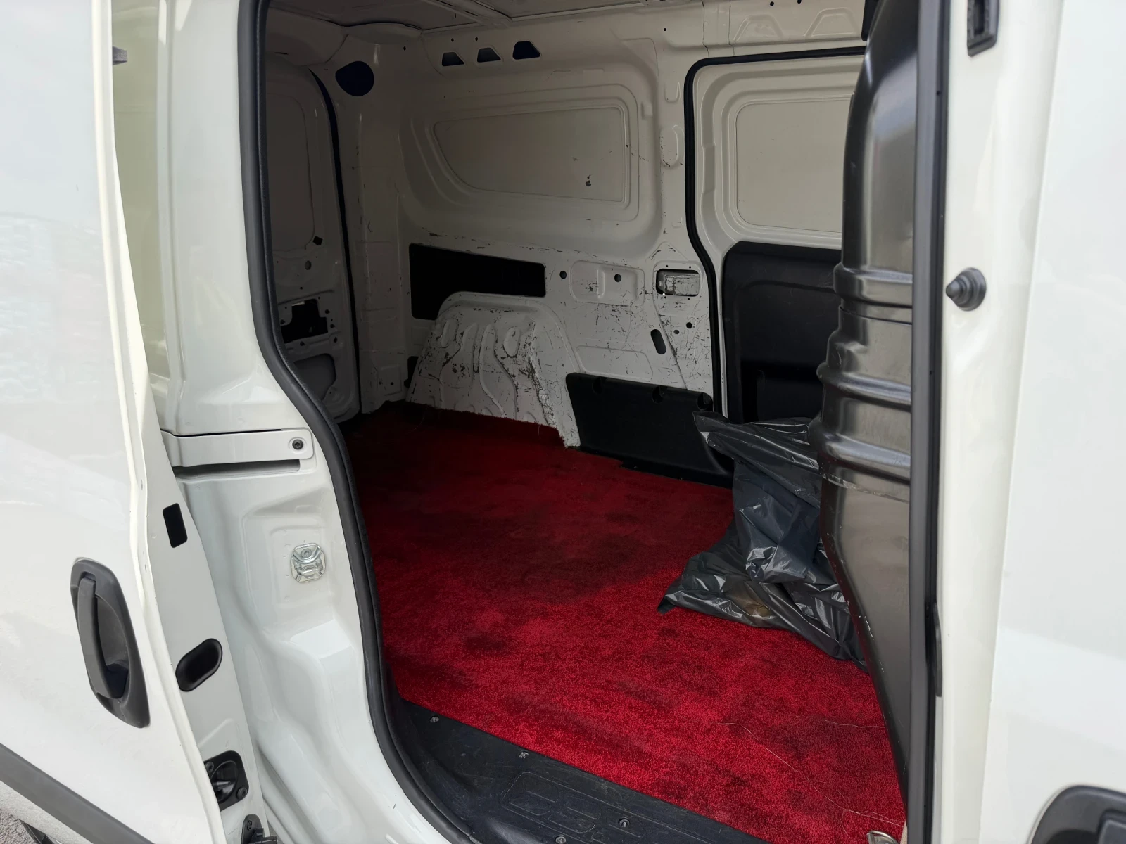 Fiat Doblo Maxi 1.6M-jet, снимка 13 - Автомобили и джипове - 54127831