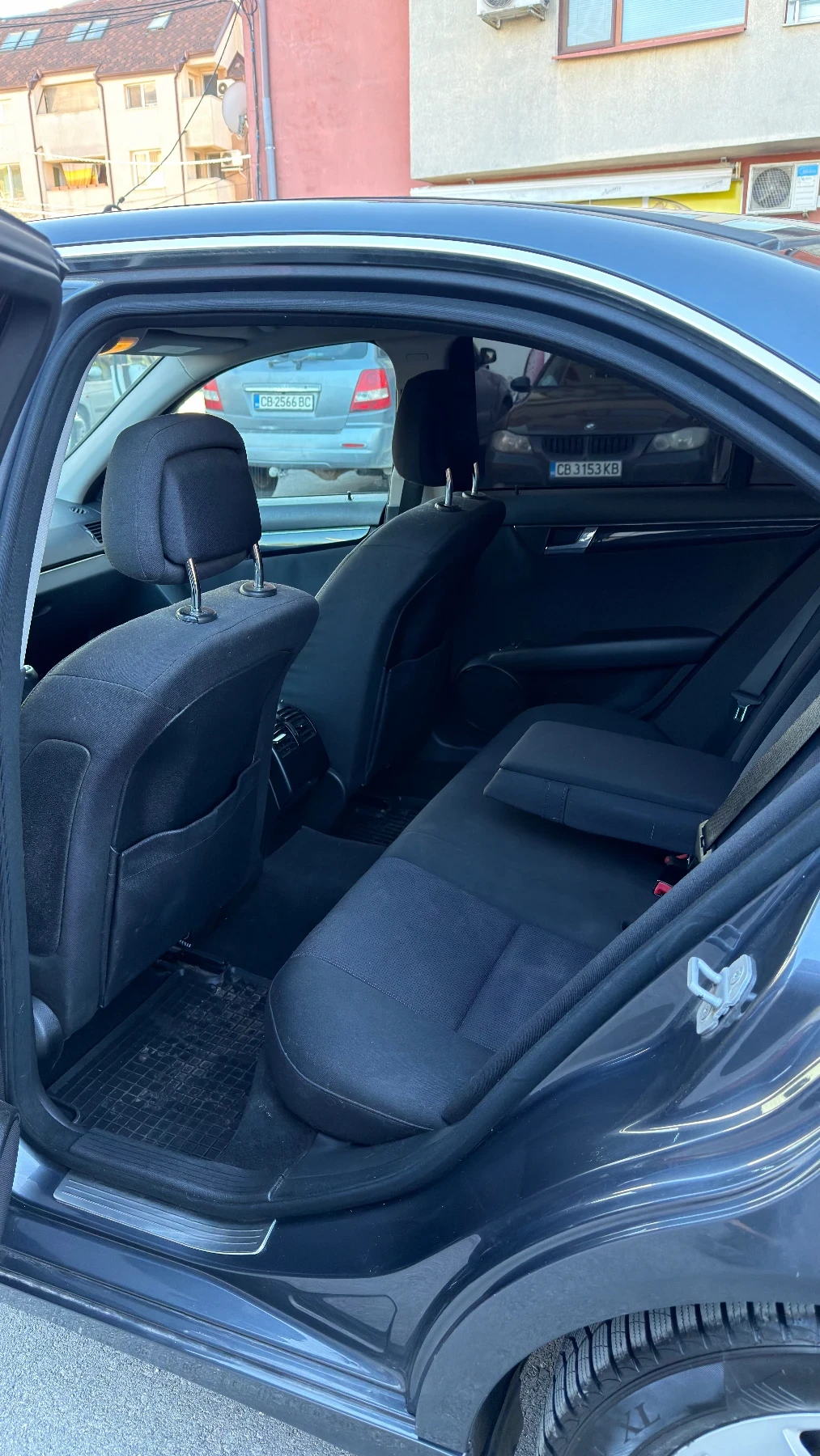 Mercedes-Benz C 200, снимка 6 - Автомобили и джипове - 54267605