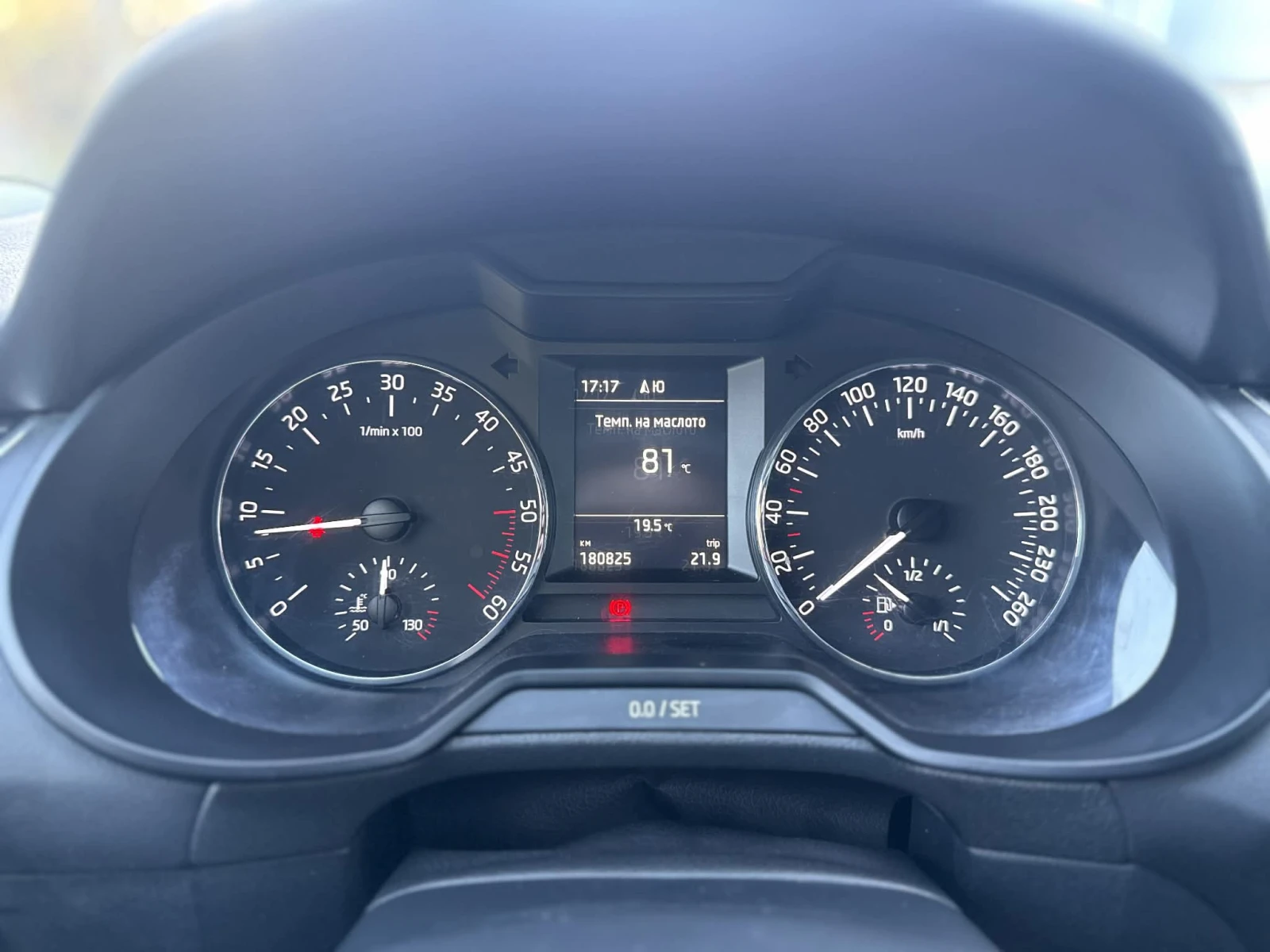 Skoda Octavia 4x4, снимка 10 - Автомобили и джипове - 54286028