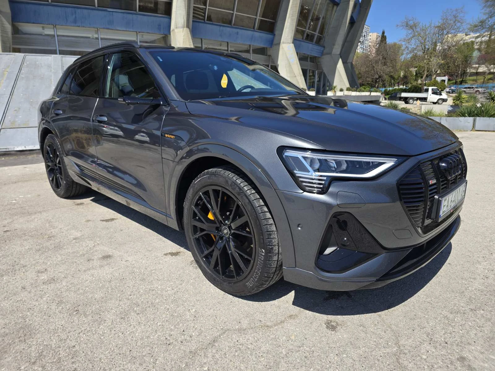 Audi E-Tron 55 black optic, снимка 3 - Автомобили и джипове - 54325058