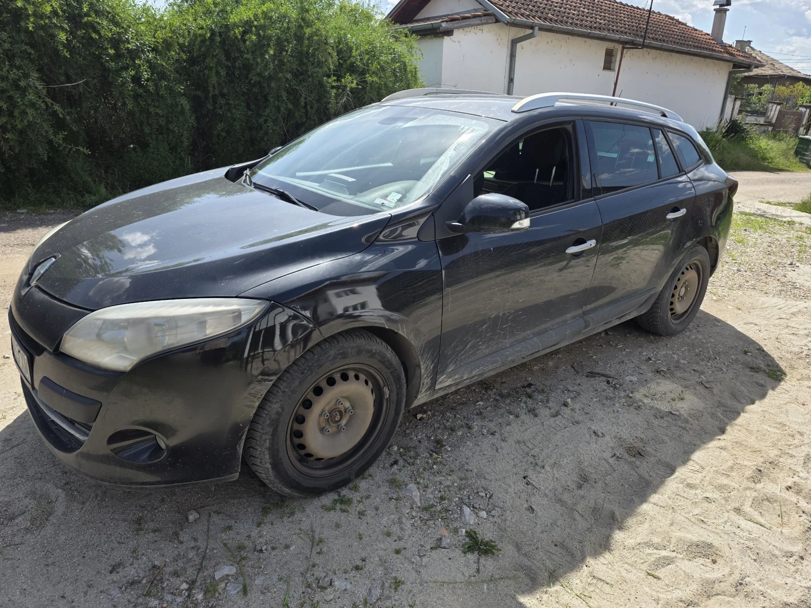 Renault Megane 1.9dci, снимка 2 - Автомобили и джипове - 54890263