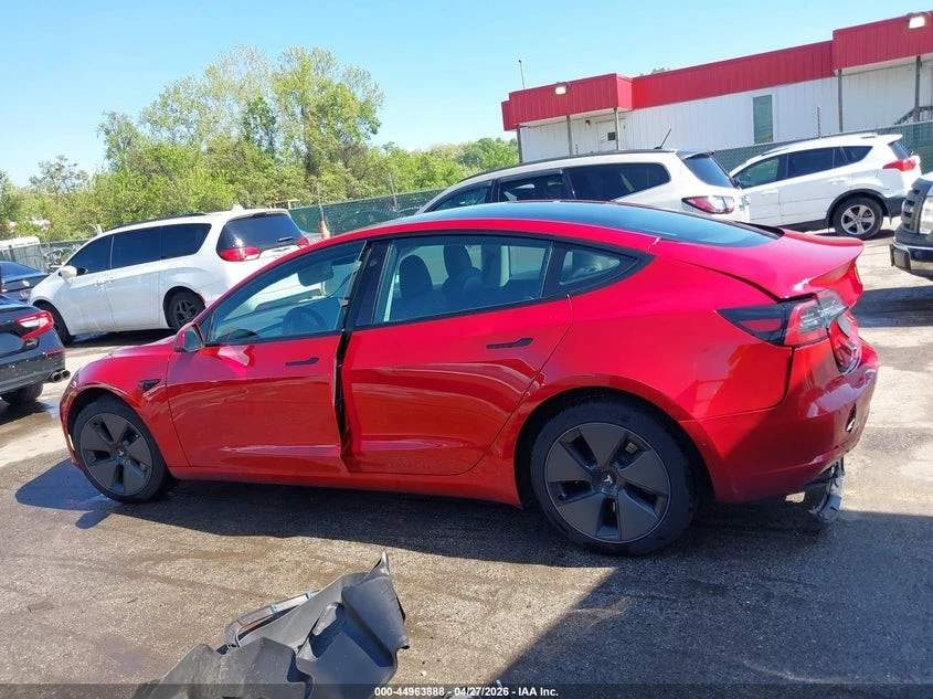 Tesla Model 3 AWD* LONG* RANGE* DUAL* MOTOR* ПАНО* ПОДГРЕВ* , снимка 5 - Автомобили и джипове - 54813855