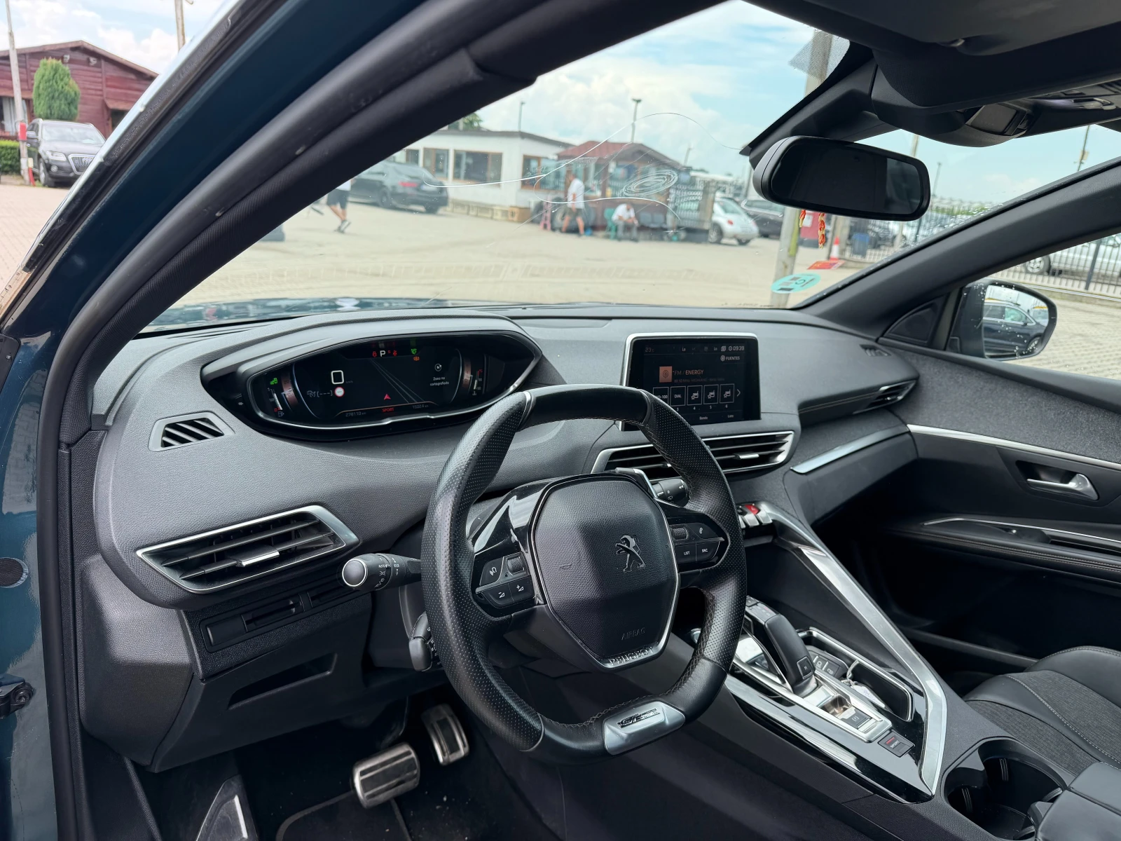 Peugeot 5008 GT LINE 1.6HDI AVTOMAT/NAVI/KOJA/KAMERA 6+ 1 EURO , снимка 13 - Автомобили и джипове - 55030696