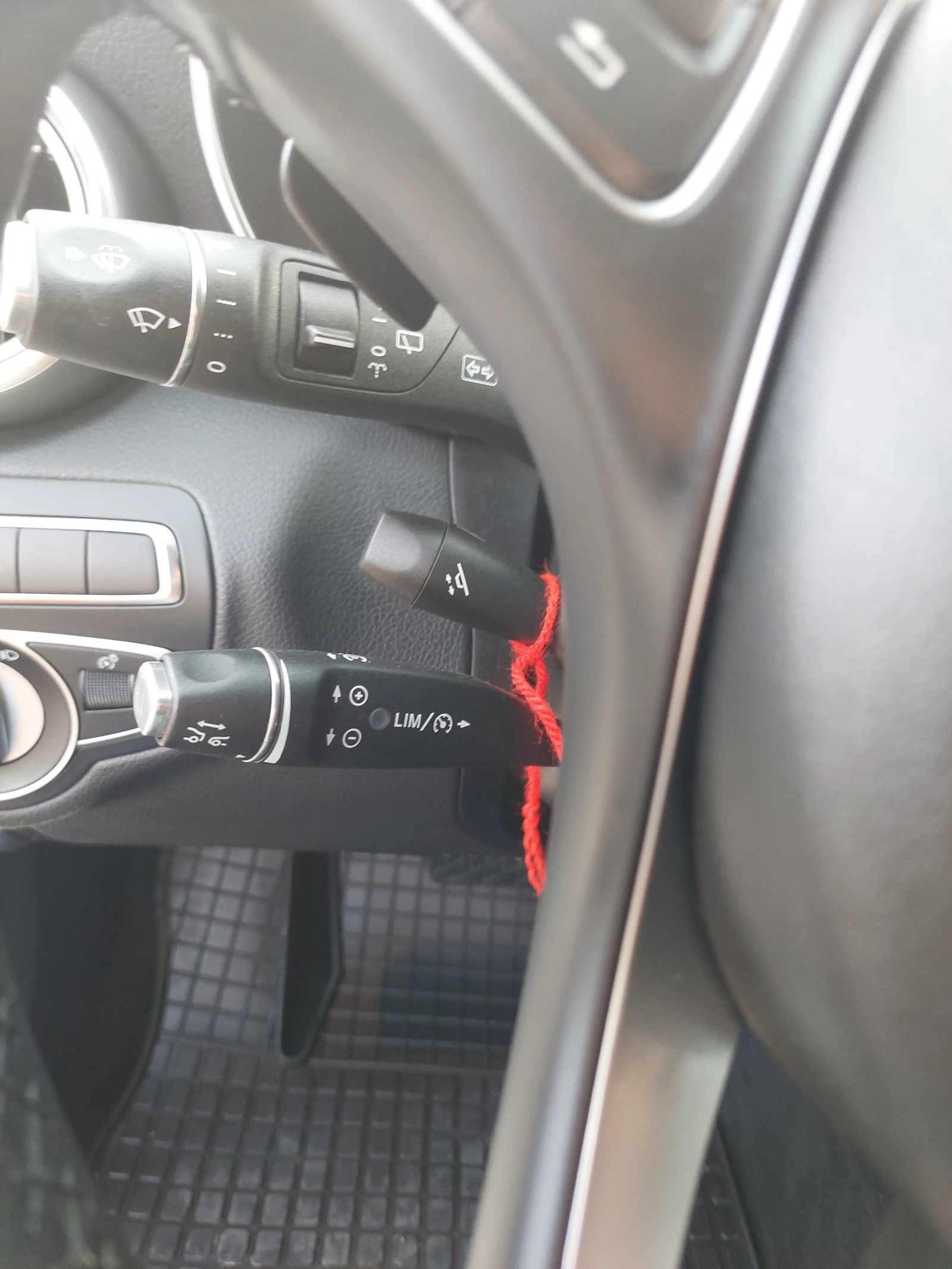 Mercedes-Benz C 200, снимка 16 - Автомобили и джипове - 55347382